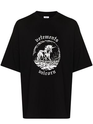 VETEMENTS Unicorn oversized cotton T-shirt - Black