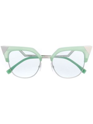 Fendi Eyewear cat eye frame sunglasses - Green