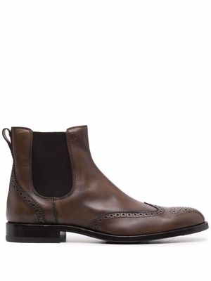 Tod's brogue-detail Chelsea boots - Brown