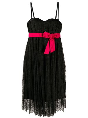 Dolce & Gabbana Pre-Owned bow detail lace dress - Black