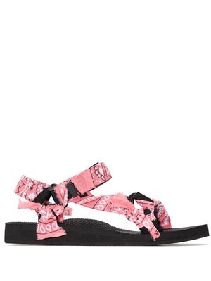 Arizona Love Trekky bandana/print sandals - Pink
