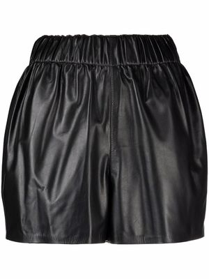 Manokhi crinkled leather shorts - Black