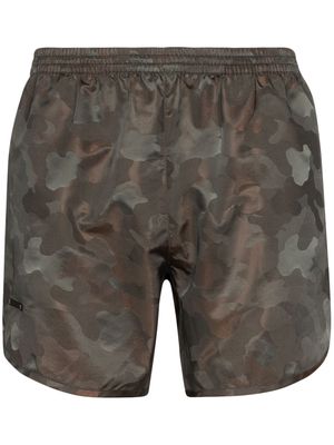 TRUE TRIBE Wild Steve camouflage print swim shorts - Green