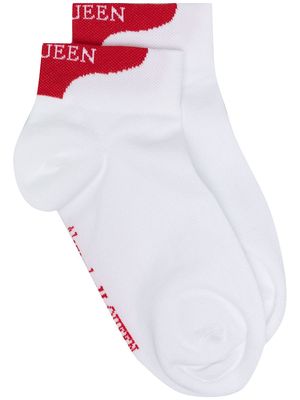 Alexander McQueen intarsia-knit logo socks - White