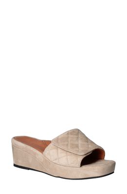 L'Amour des Pieds Jehanna Wedge Sandal in Taupe
