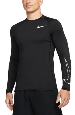 Nike Pro Dri-FIT Performance Slim Fit T-Shirt in Black/White