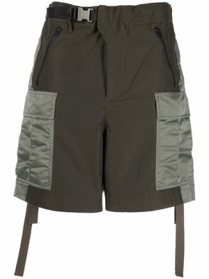 sacai belted cotton-blend cargo shorts - Green