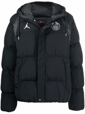 Nike padded zip-up hooded jacket - Black