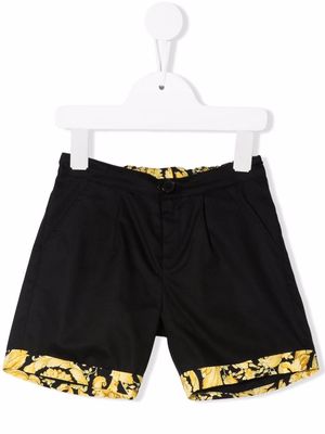 Versace Kids Barocco-print trim chino shorts - Black