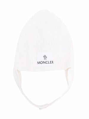 Moncler Enfant ribbed-knit logo-print hat - White