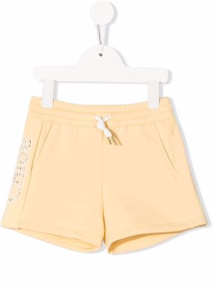 Chloé Kids embroidered logo track shorts - Yellow