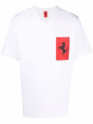 Ferrari logo-patch v-neck T-shirt - White