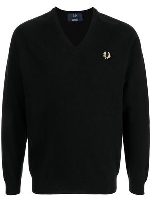 FRED PERRY embroidered-logo V-neck jumper - Black