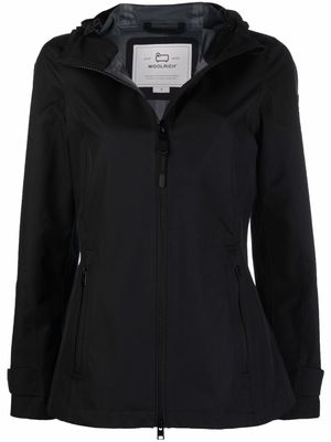 Woolrich logo-patch drawstring-hood raincoat - Black