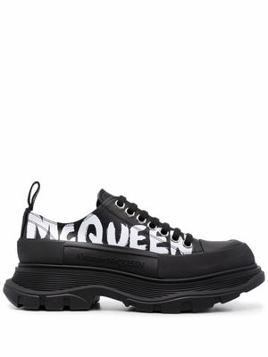 Alexander McQueen chunky sole sneakers - Black