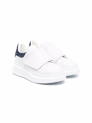 Alexander McQueen Kids glitter-detail touch-strap sneakers - White
