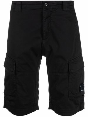 C.P. Company Lens-detail cotton cargo shorts - Black