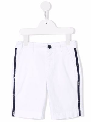 Fay Kids side-stripe chino shorts - White