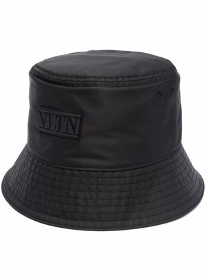 Valentino logo patch bucket hat - Black