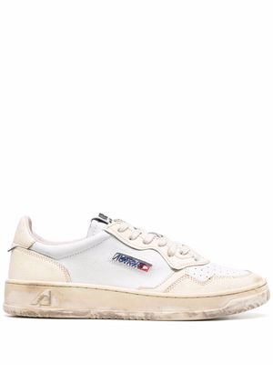 Autry distressed-effect low-top sneakers - White