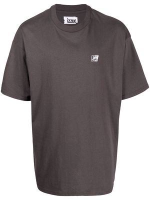 izzue logo-print short-sleeved T-shirt - Grey