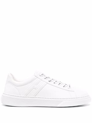 Hogan logo-patch lace-up sneakers - White