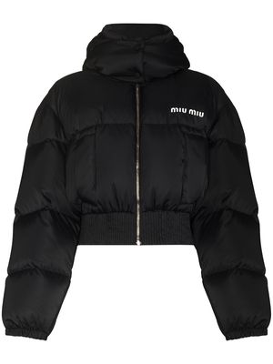 Miu Miu logo-print cropped puffer jacket - Black