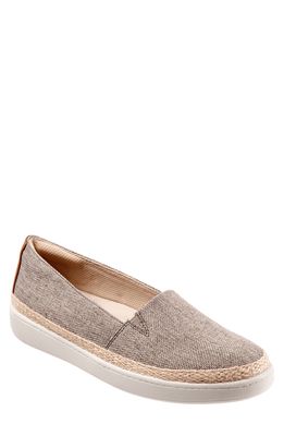 Trotters Accent Slip-On in Sage