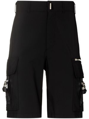 Givenchy logo-plaque cargo shorts - Black