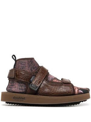 Suicoke x Doublet BOAK-2ab sandals - Brown