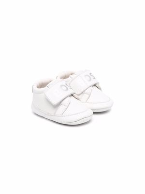 BOSS Kidswear logo-print touch-strap sneakers - White