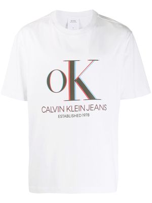 Calvin Klein Jeans Est. 1978 ok logo t-shirt - White