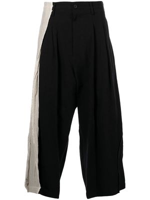 Yohji Yamamoto two-tone cropped trousers - Black