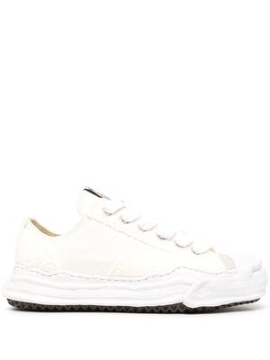 Maison Mihara Yasuhiro Sole canvas low-top sneakers - White