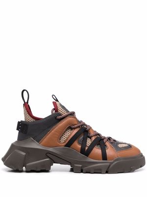 MCQ Orbyt 2.0 Low sneakers - Brown