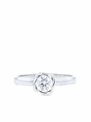 Fred pre-owned 18kt white gold Fleur Céleste solitaire diamond ring - Silver