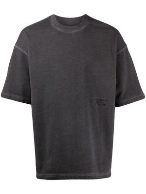 izzue embroidered-logo half-sleeves sweatshirt - Black