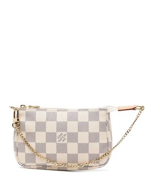 Louis Vuitton 2020 pre-owned mini Pochette Accessoires clutch - Neutrals