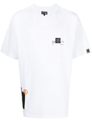 izzue logo-print oversized T-shirt - White