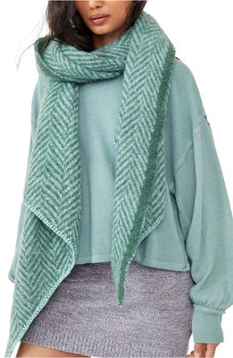 Free People Chevron Recycled Blend Blanket in Fern