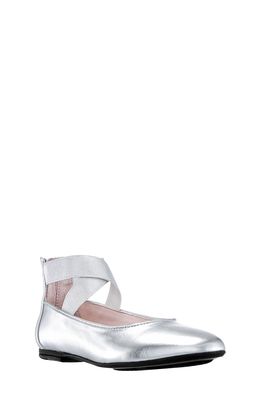 Nina Marissa Cross Strap Flat in Silver Metallic