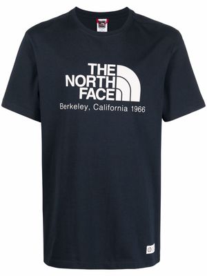The North Face logo-print cotton T-shirt - Blue