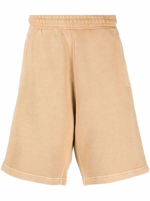 Carhartt WIP rear logo-patch shorts - Brown