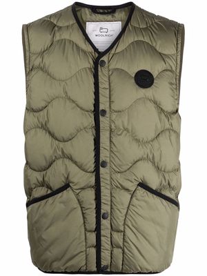 Woolrich quilted logo-patch gilet - Green