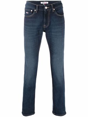 Tommy Jeans straight leg logo patch jeans - Blue