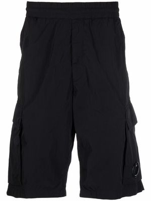 C.P. Company side cargo-pocket shorts - Blue