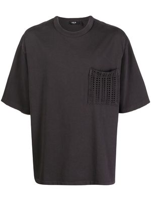 FIVE CM pocket-detail short-sleeved T-shirt - Black