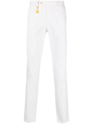 Manuel Ritz logo-charm regular chino trousers - White