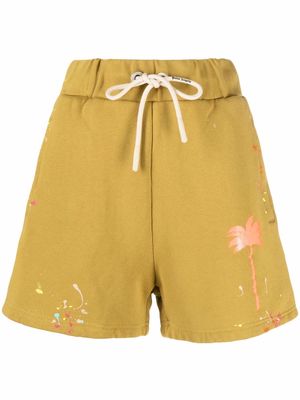 Palm Angels paint splatter cotton shorts - Yellow
