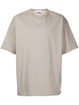 izzue distressed-effect printed T-shirt - Brown